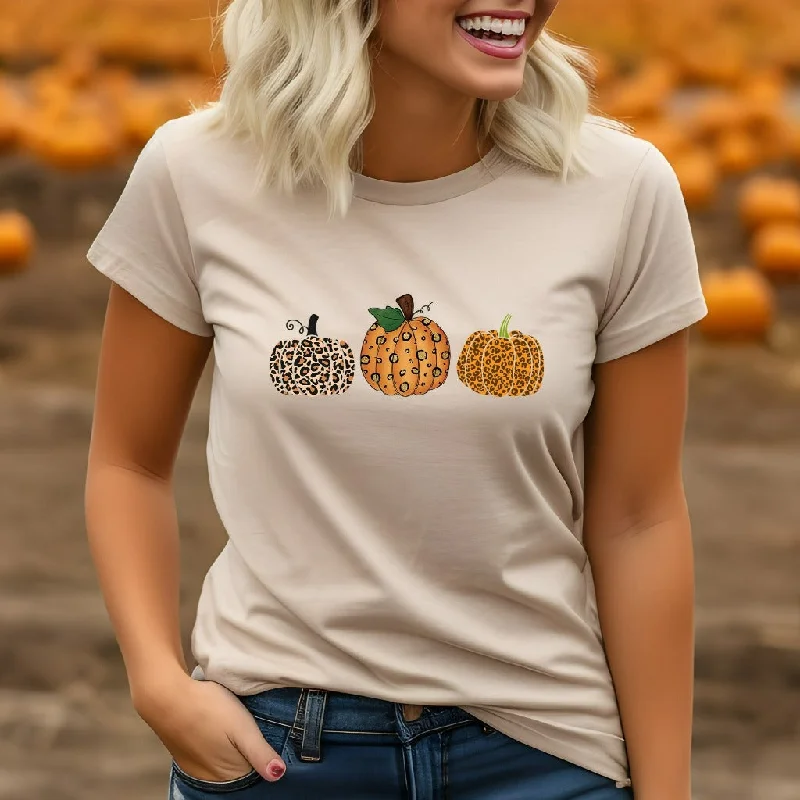 Pumpkin Shirt, Pumpkin TShirt, Jack-o-Lantern Graphic Tee, Halloween Crewneck T-Shirt, Spooky Season, Fall Shirts